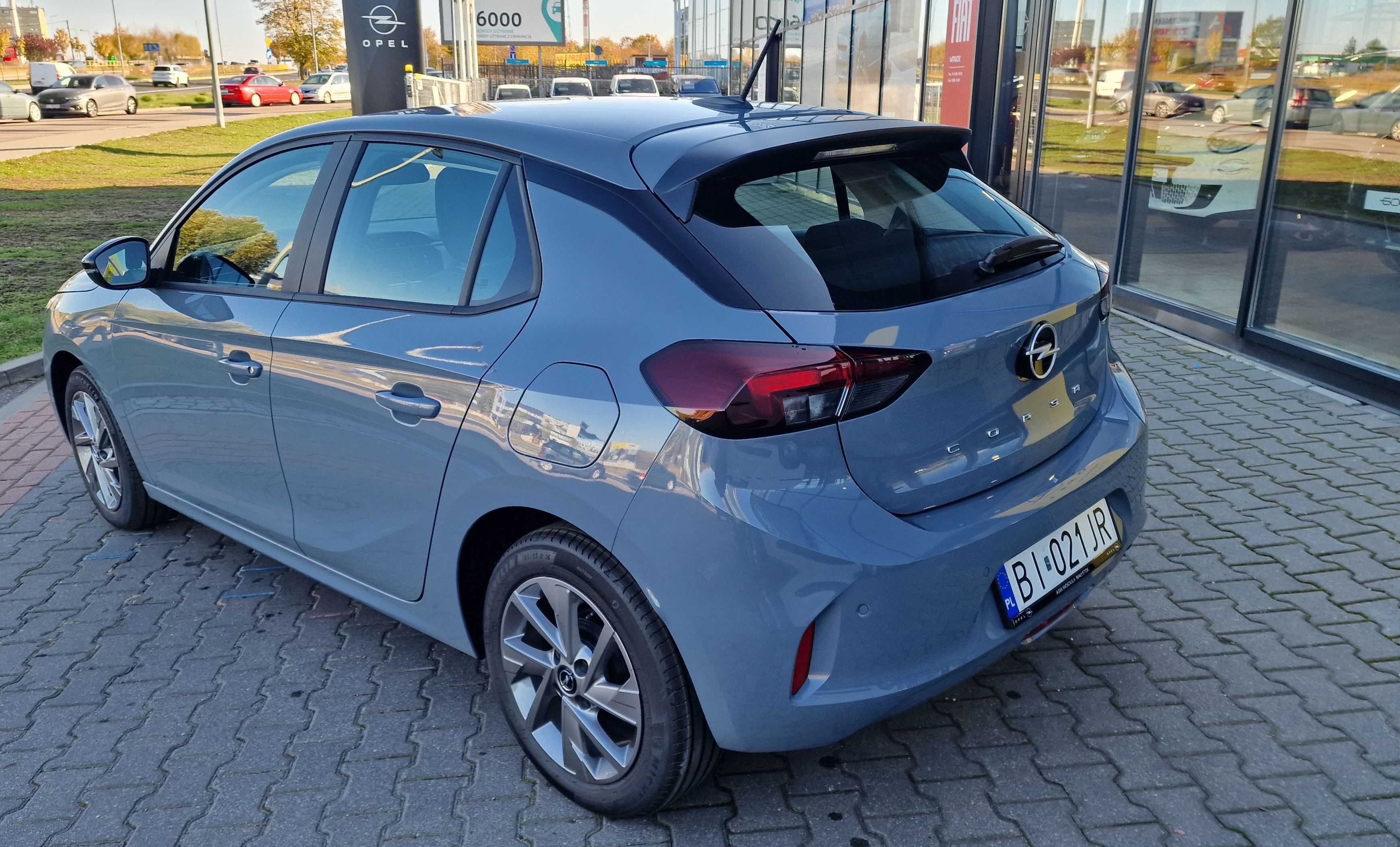 Wypożyczalnia aut OPEL CORSA 1.2 turbo 2024r. ! Wynajem aut osobowych