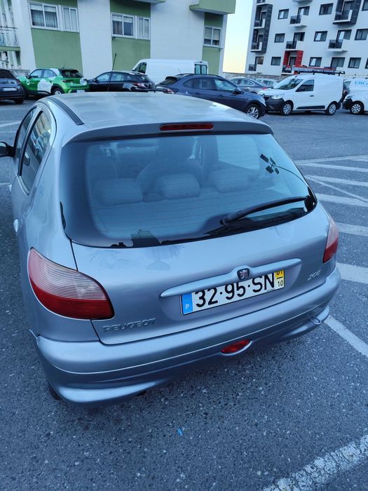 Carro Peugeot 206 1.1 gasolina 2002