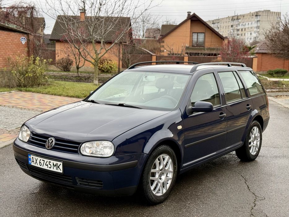 Volkswagen GOLF 1.6 MPI Avtomat