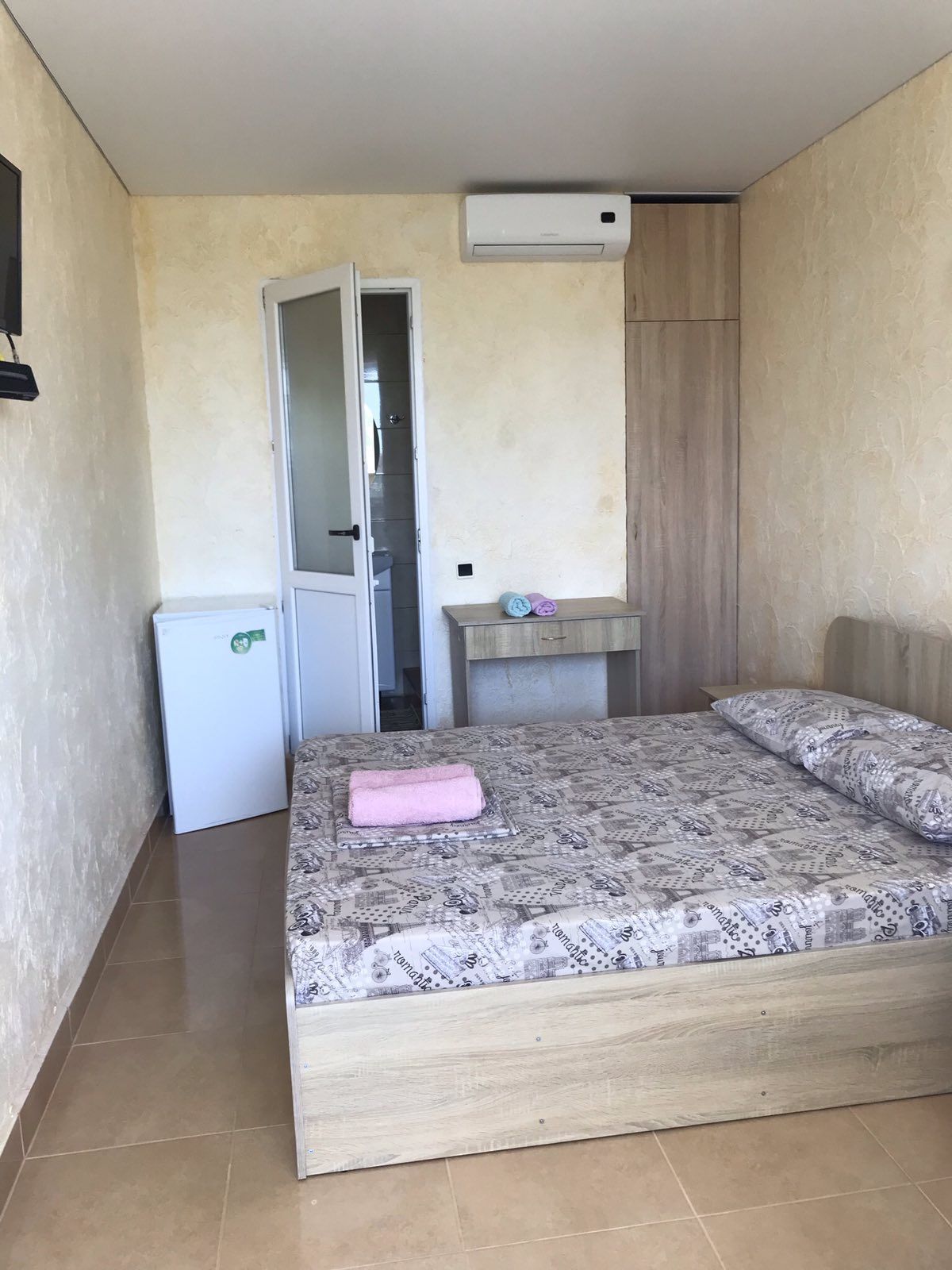Сдам номера ст.Лиманская 50 м.до моря. Все удобства.