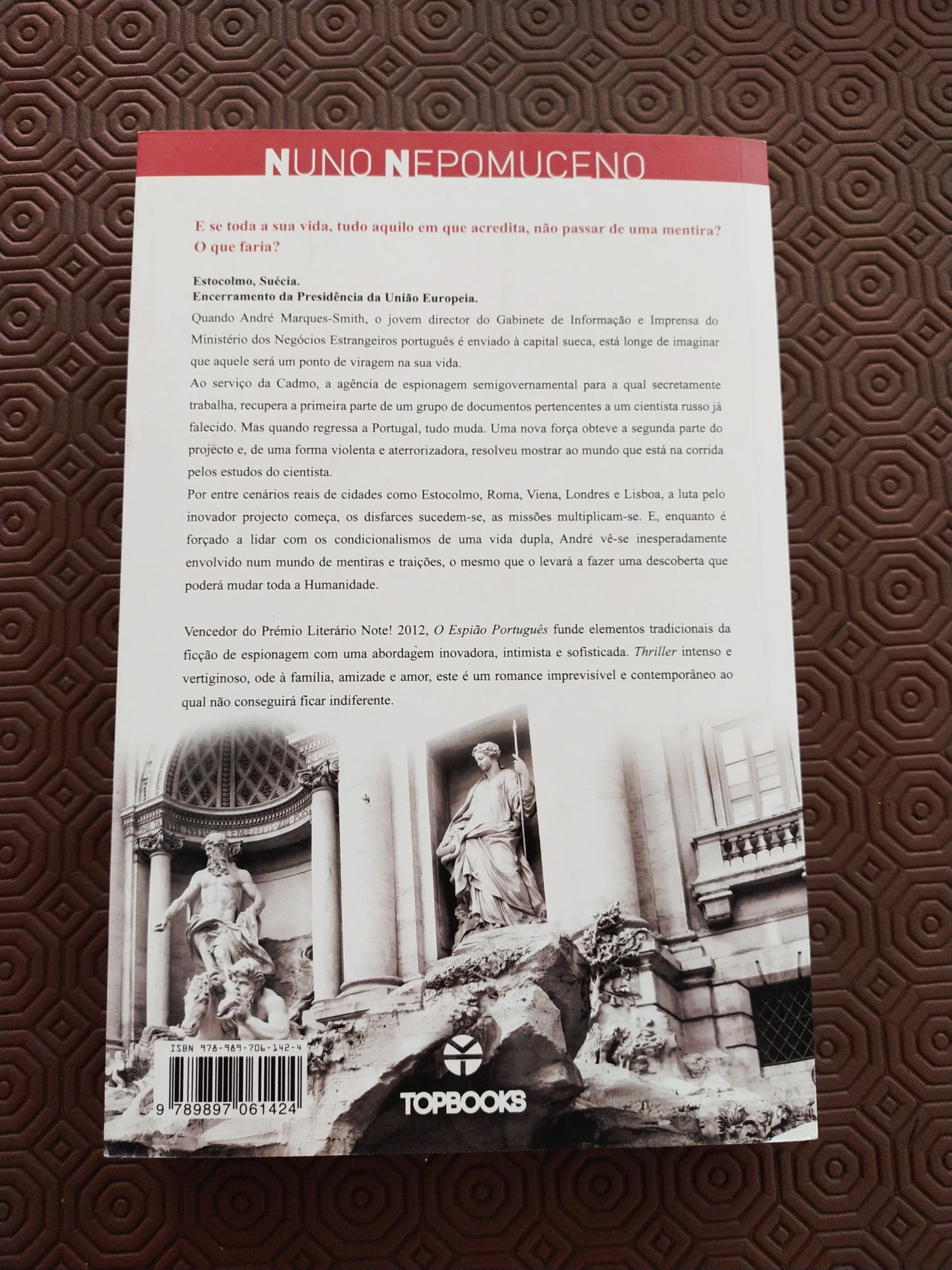 Livro "O espião português" novo