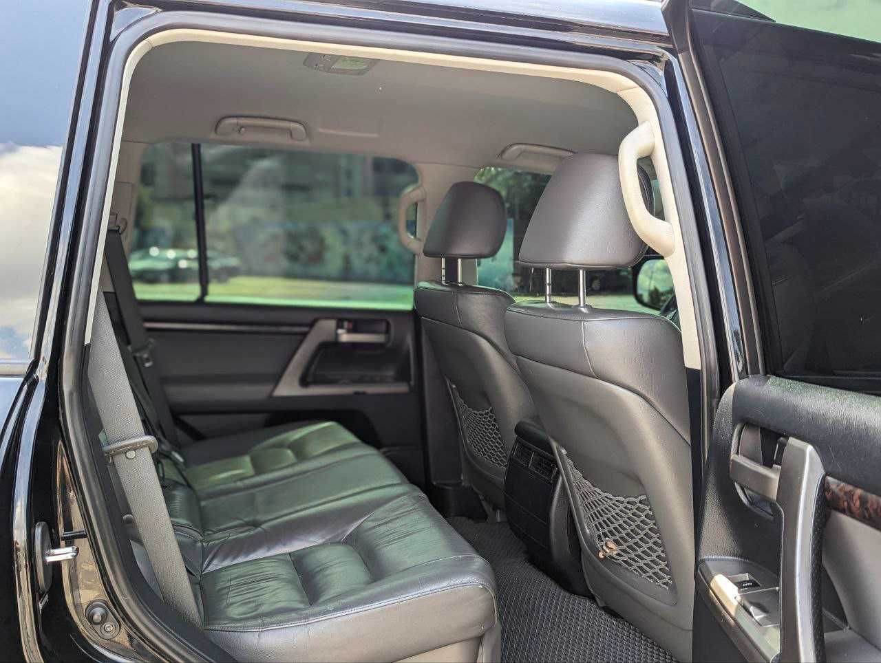 Toyota Land Cruiser 200 2007 у кредит, розстрочку, на виплату.