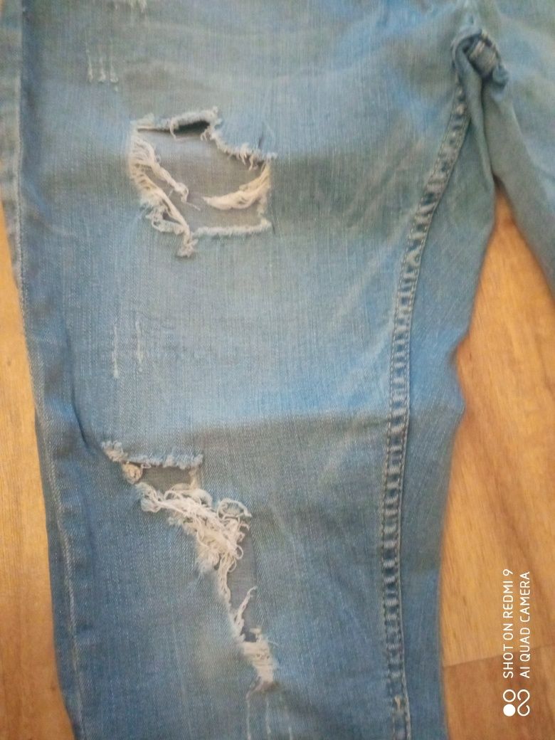 Spodnie męskie/młodzieżowe FSBN jeans z dziurami rozmiar 31/30