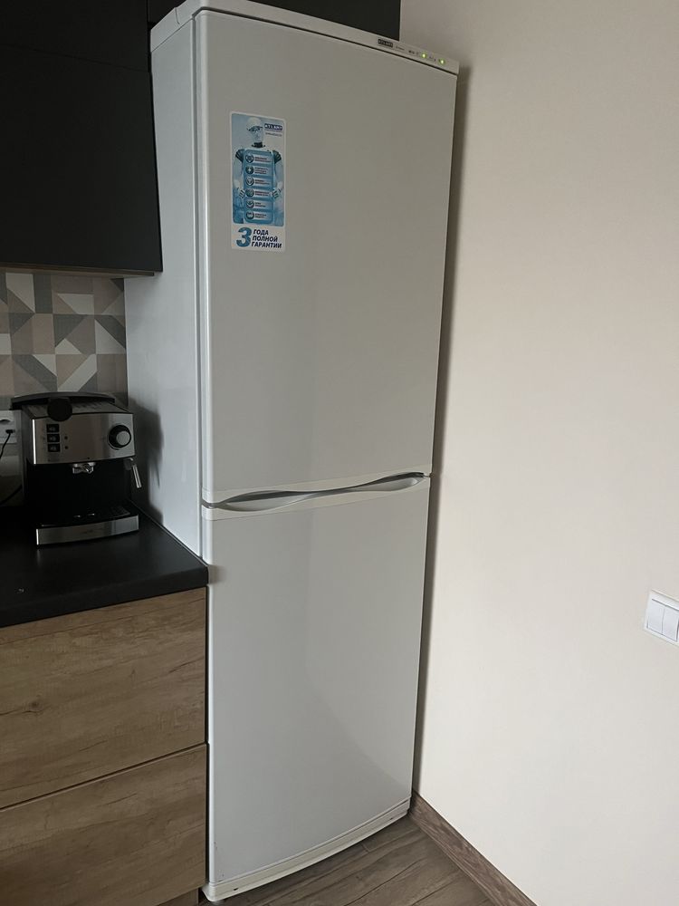 Холодильник Атлант 2 компресори 1,9 м
