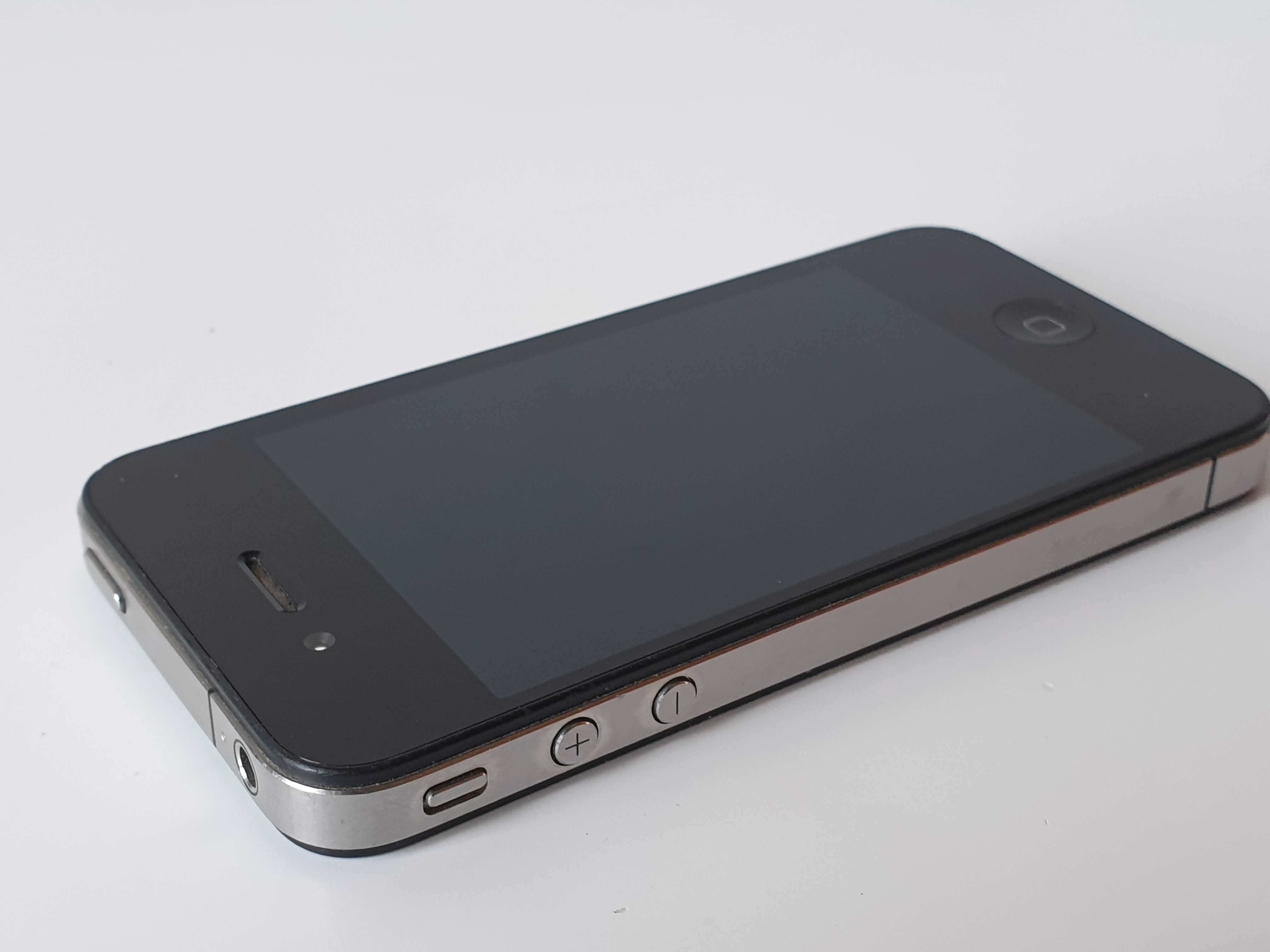 iPhone 4      a1332  16GB