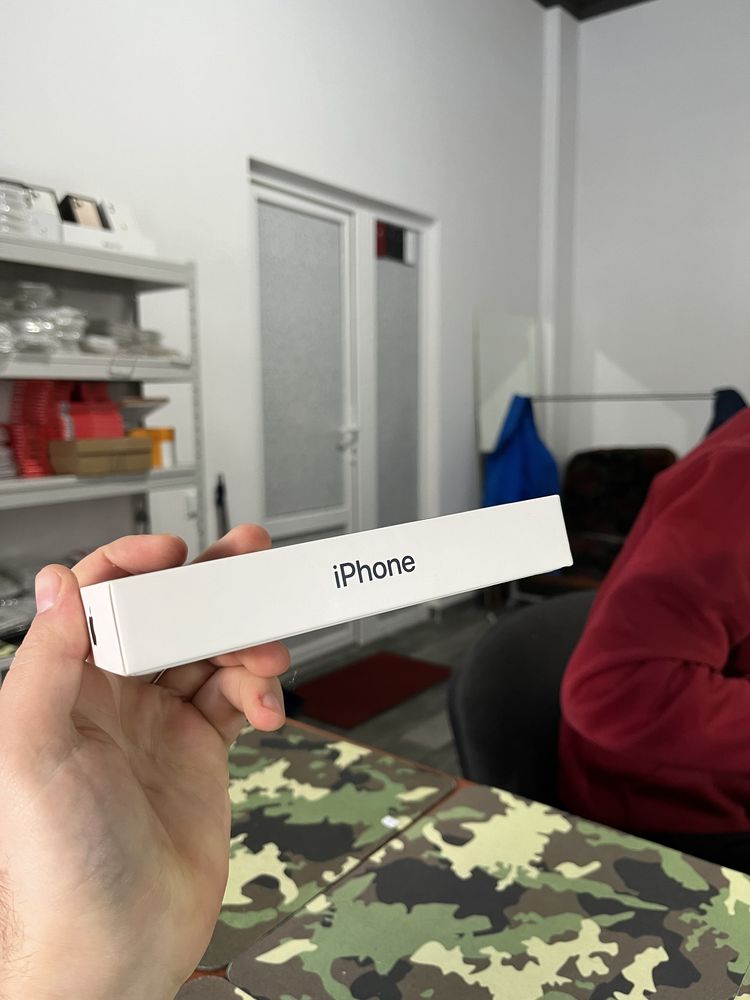 Apple iphone 13 128 gb Новий,запакований айфон