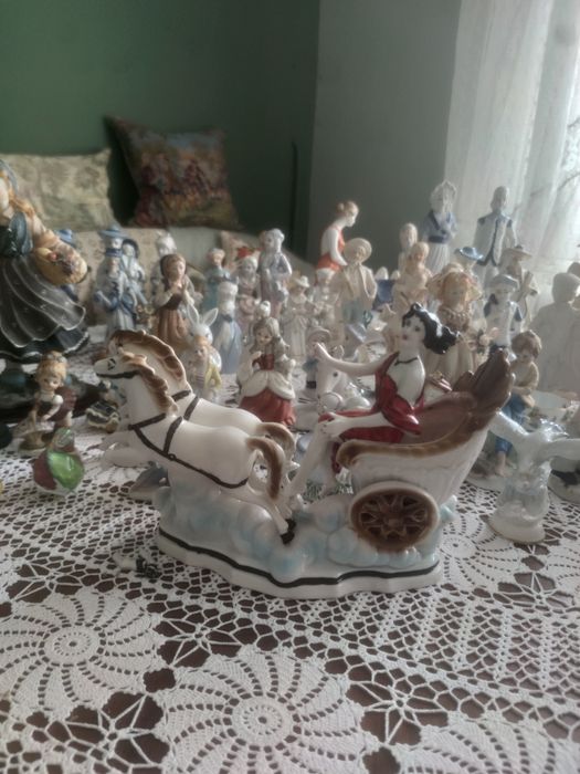 Śliczne stare figurki