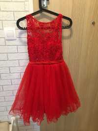 Czerwona sukienka tiulowa na półmetek, wesele, studniówkę, bal