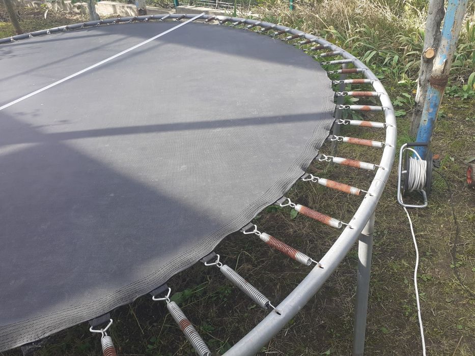 Батут для спорту та розваг  3,7м  діаметр