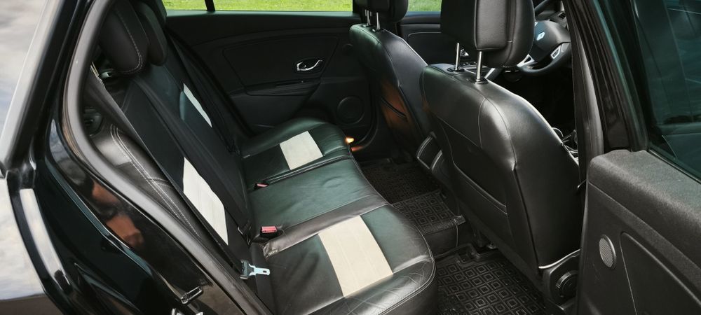 Продам Reno Megan bose