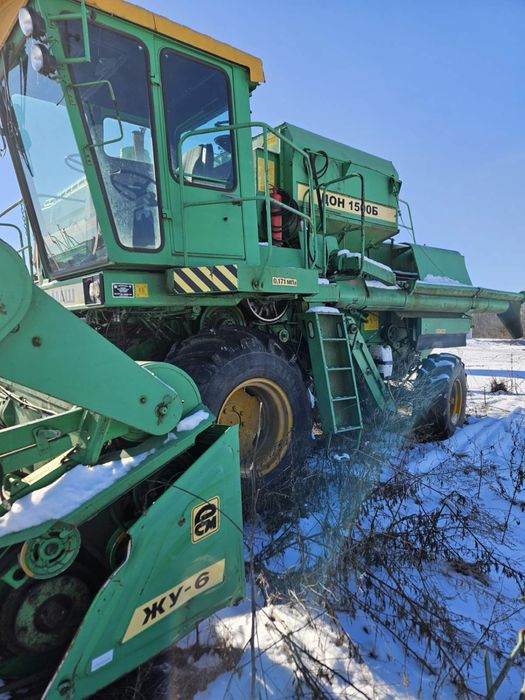 Комбайн ДОН 1500Б