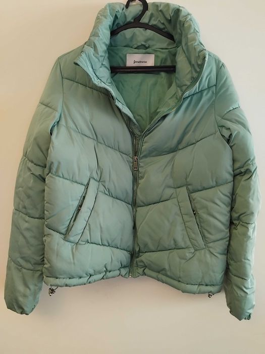 Blusão acolchoado impermeável Stradivarius