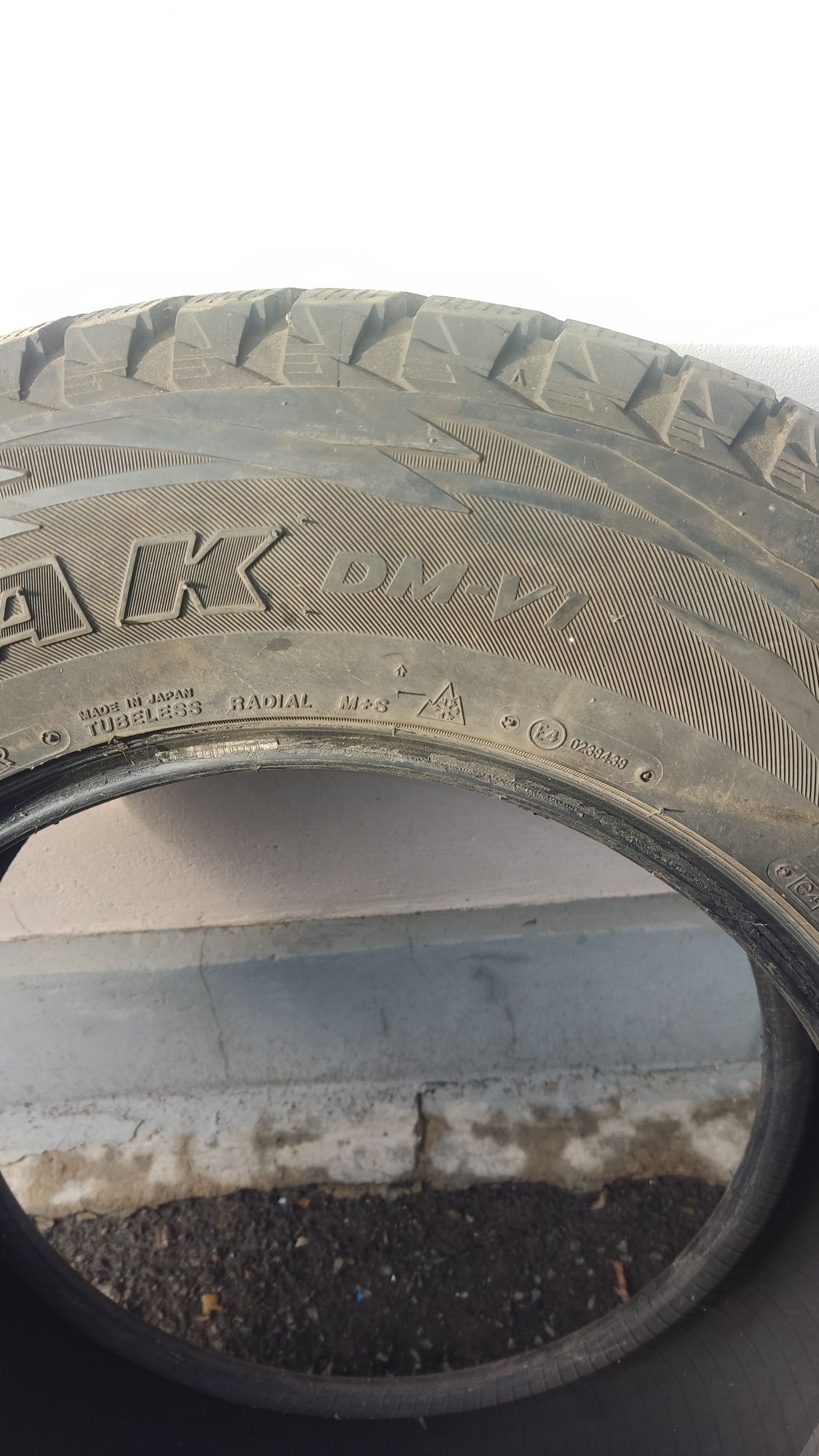 Гума bridgestone blizzak DM-V1 265/65R17