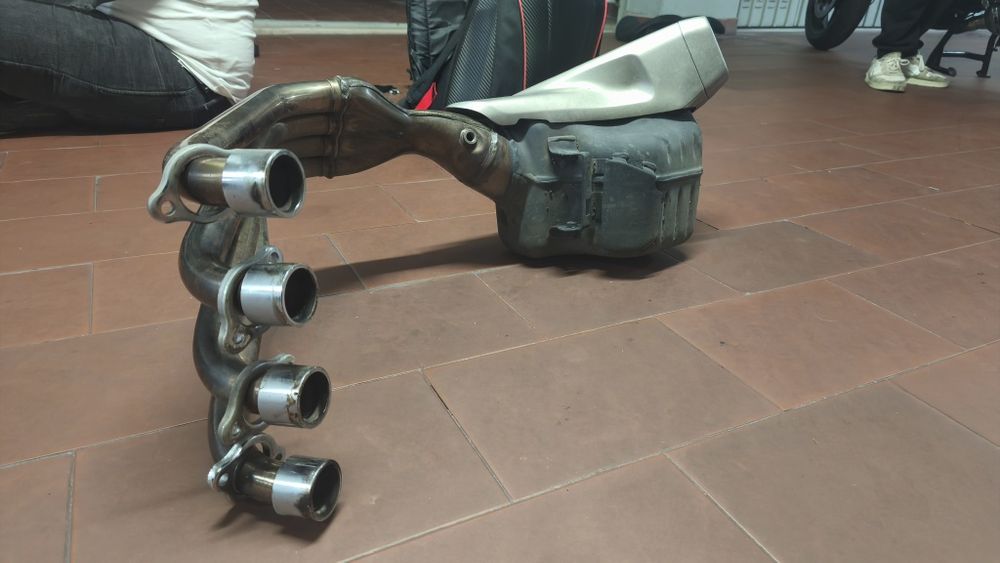 Escape original CBR650R / CB650R