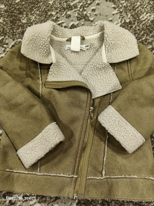 Фірмовий одяг для дівчинки 98см-110 см в дуже хорошому стані