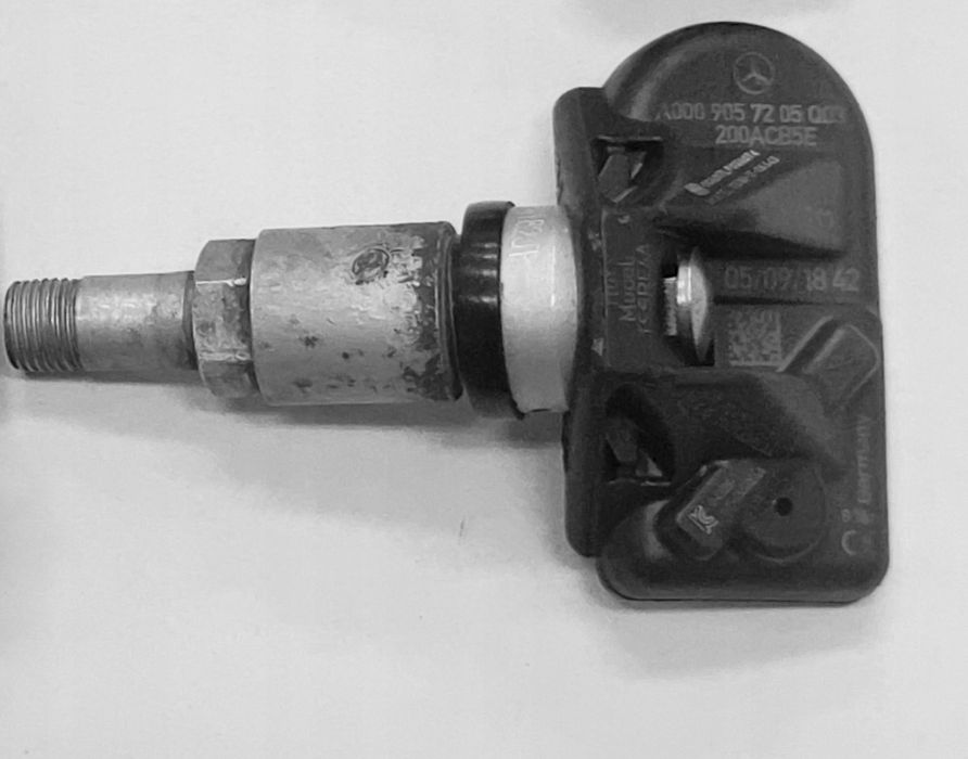 Czujnik ciśnienia TPMS Mercedes A0009057205 (C204)