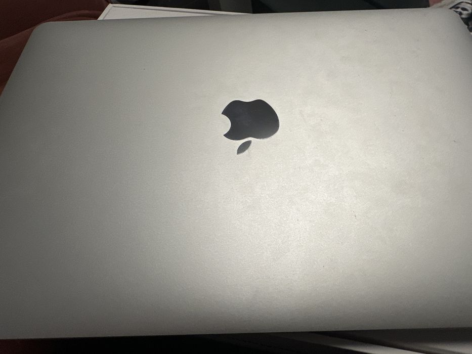 MacBook Air m1 Pamieć 8GB Dysk 256Gb
