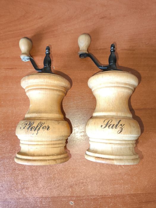 Перцемолка, сольница. Мельницы для специй.