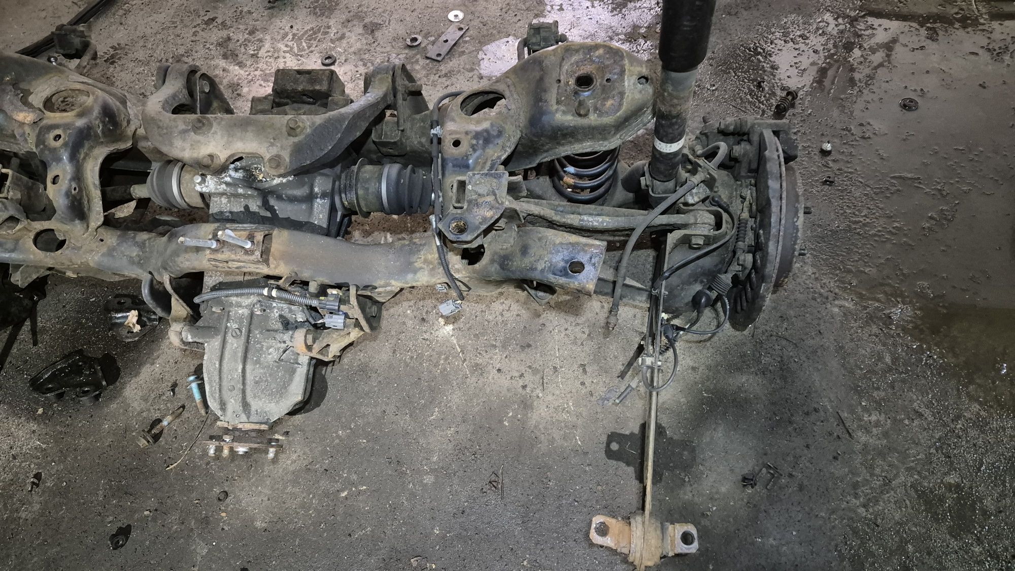 Belka most sanki zwrotnica tył mazda cx7 cx-7 Europa bdb stanie