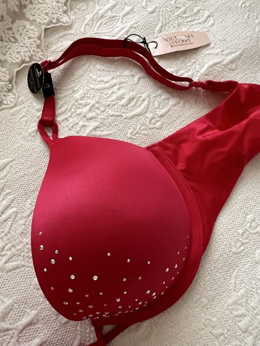 Бюстгалтер красный Victorias Secret