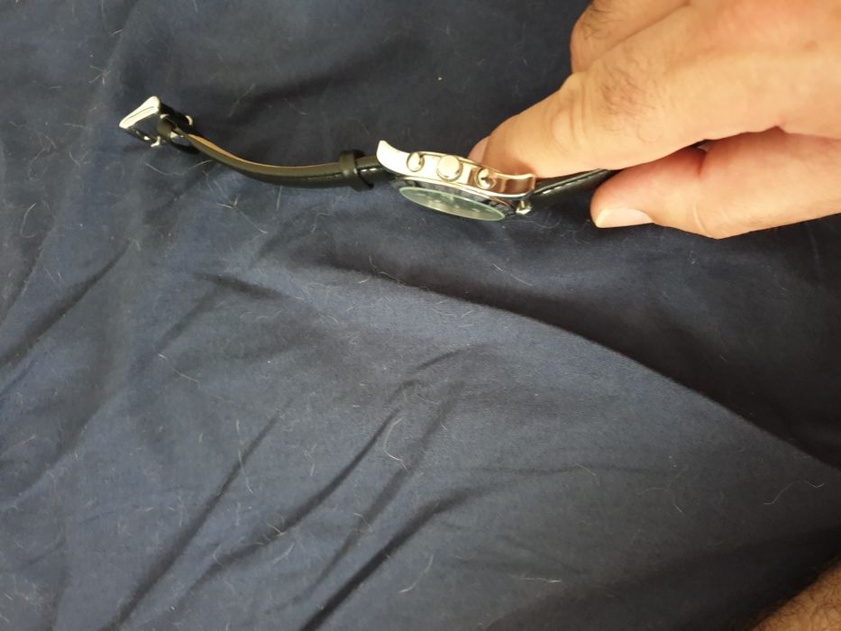 Vende-se Relógio Eletta como novo com a bracelete em pele preta