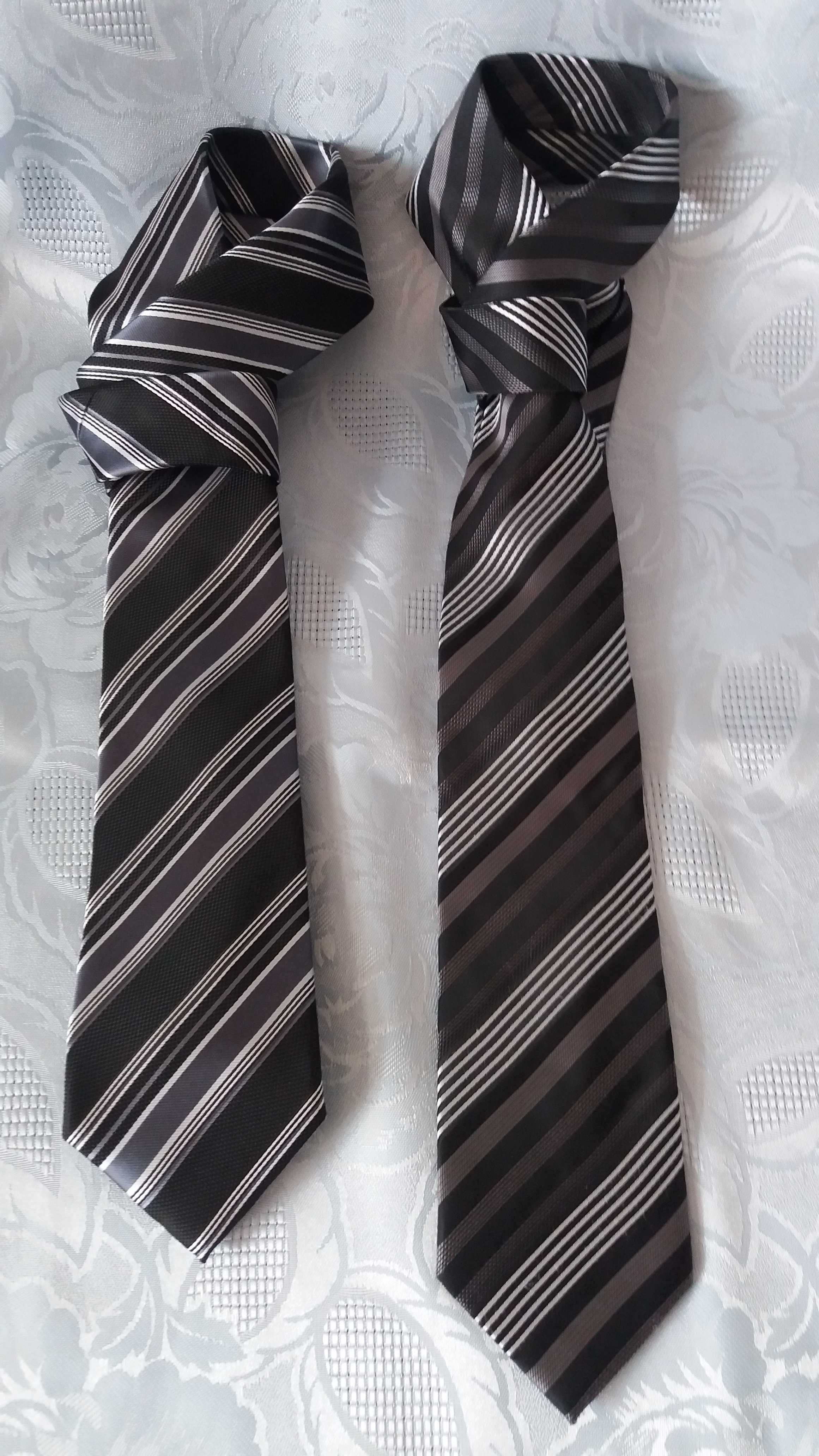 Галстуки, краватки разные.