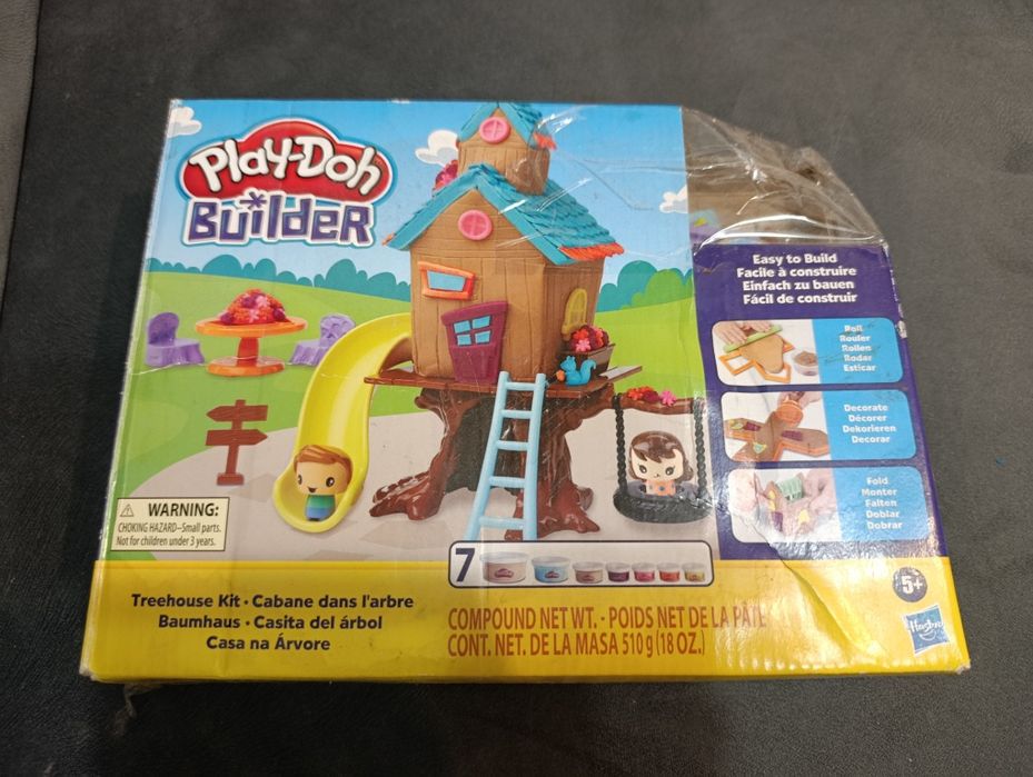 Ciastolina Play doh domek na drzewie