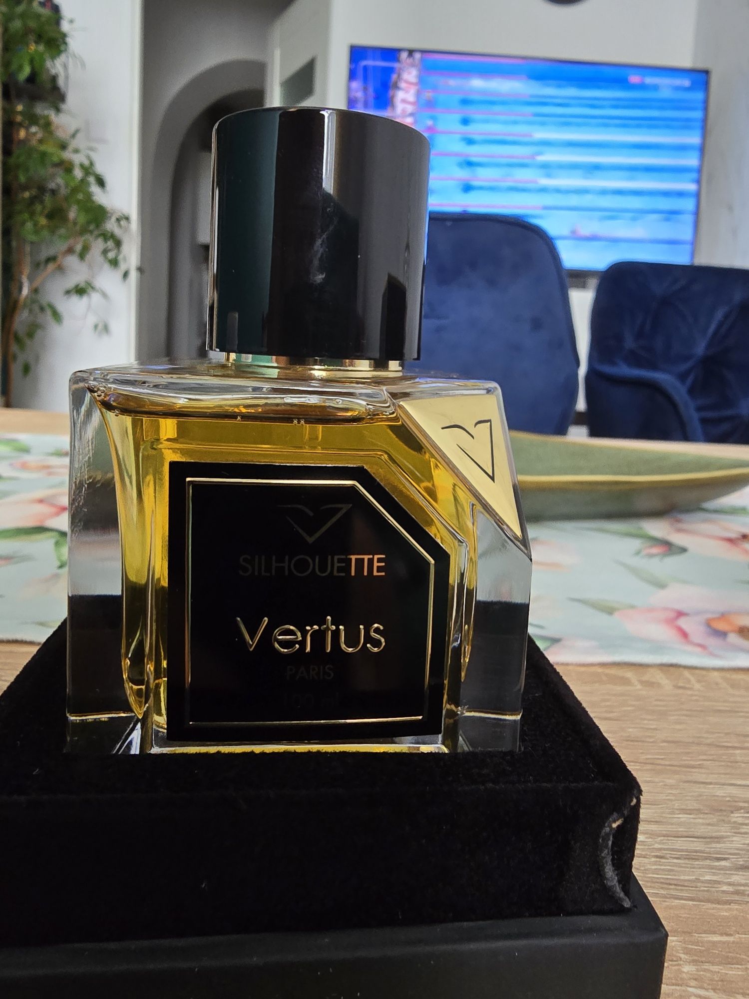 Vertus Silhouette edp 100ml wycofany