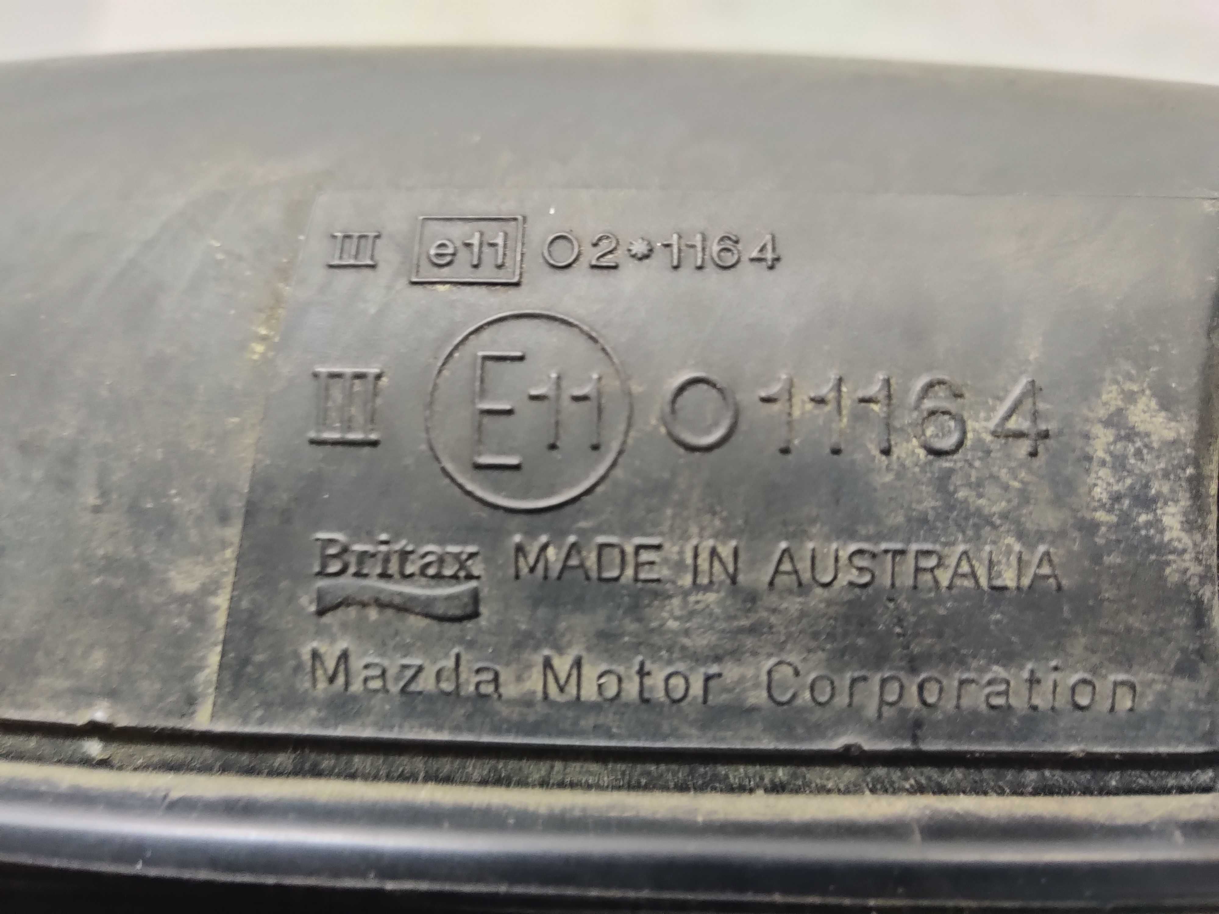 Mazda 323 Lusterko Prawe Manualne