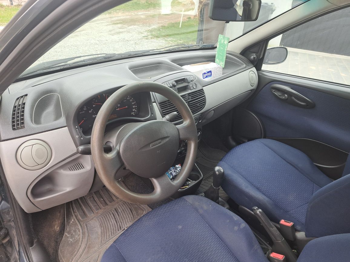 Sprzedam fiat punto 1.9 jtd..