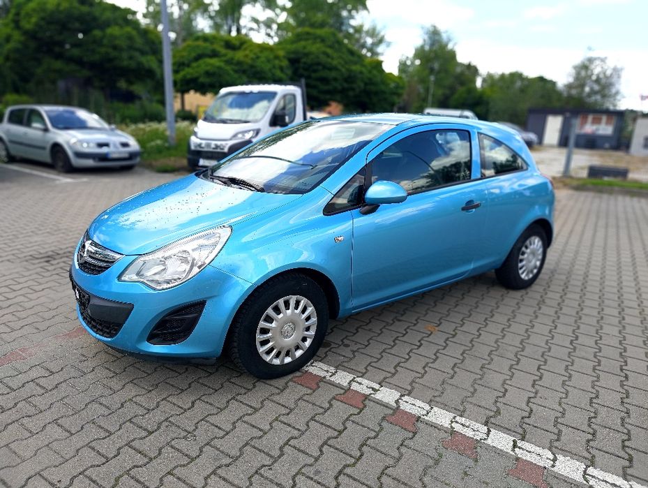 Corsa , sprowadzony opłacony Polecam
