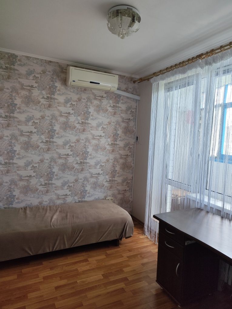 Продам 1комн.с ремонтом возле метро Салтовское (Героев труда)