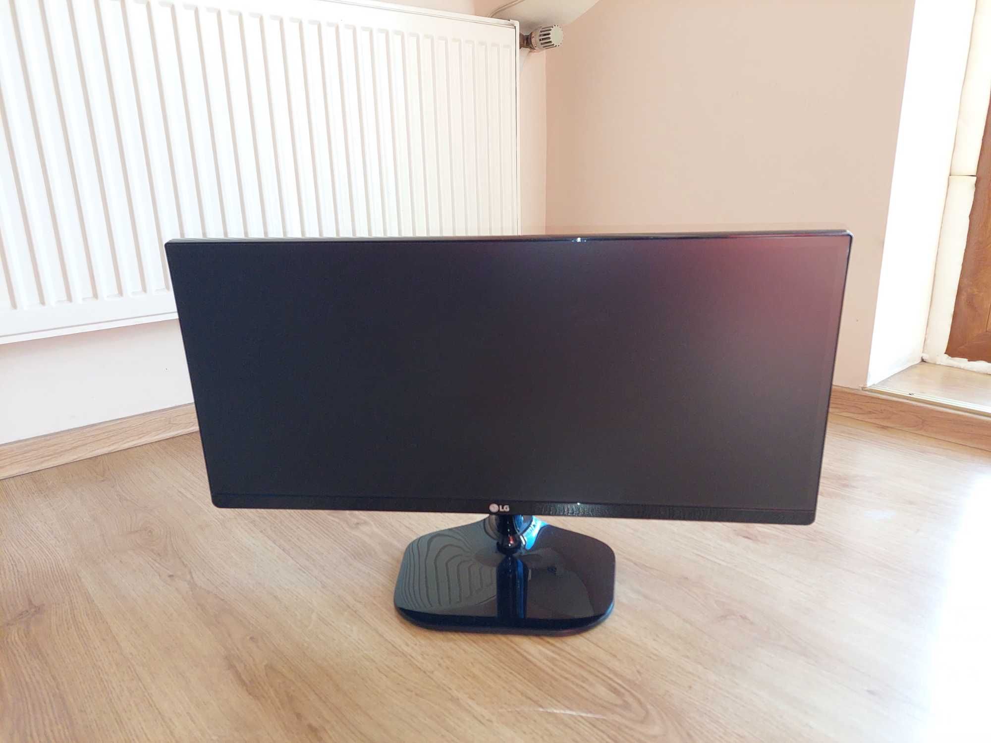 Monitor LG UltraWide