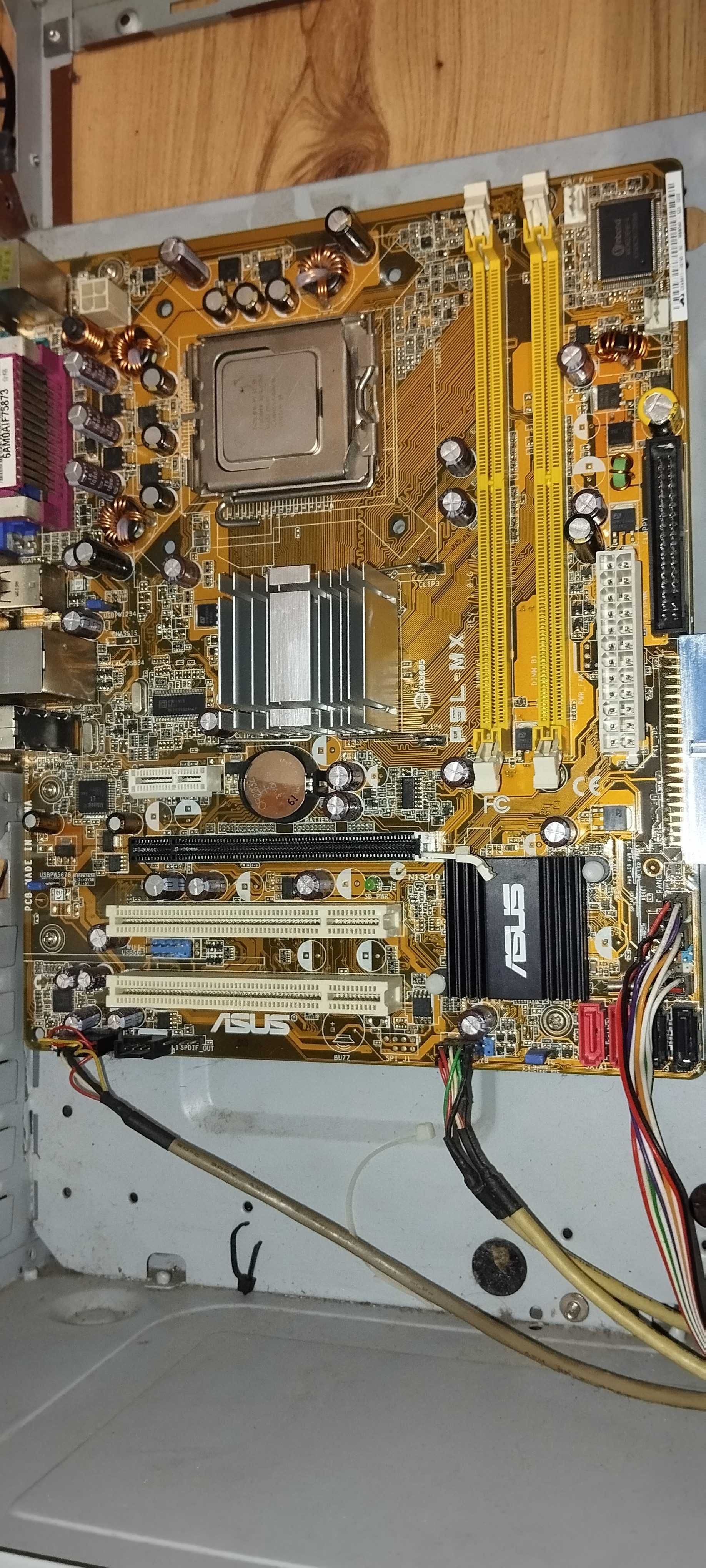Відеокарта Nvidia geforce 9600 gt 512 mb, intel Е6400, материнка плата