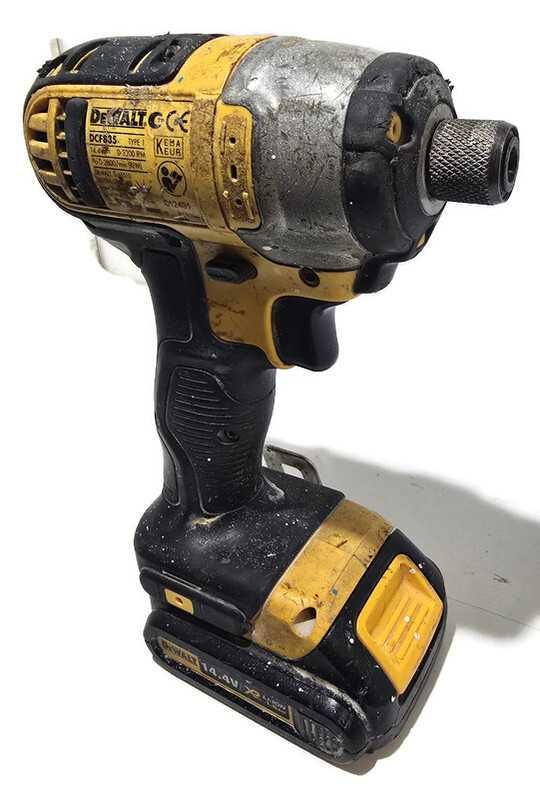Zakrętarka udarowa DeWalt DCF835 + akumulator