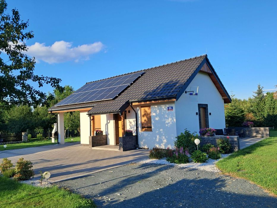 Sprzedam dom z dużą działką