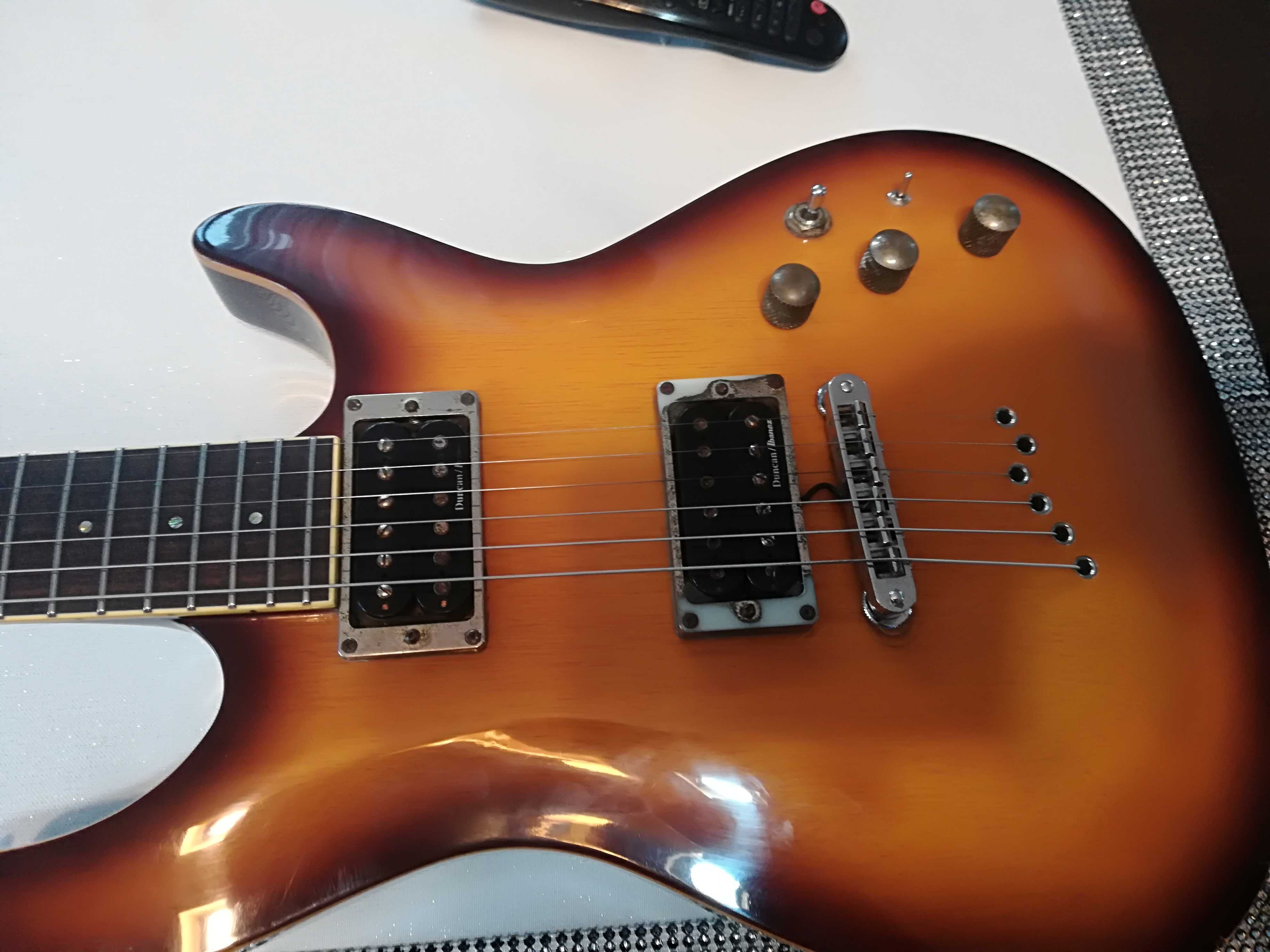 Ibanez SZ320 gitara elektryczna z systemem piezzo