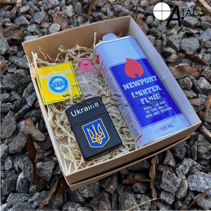 Подарочный набор с бензиновой зажигалкой (разные варианты )