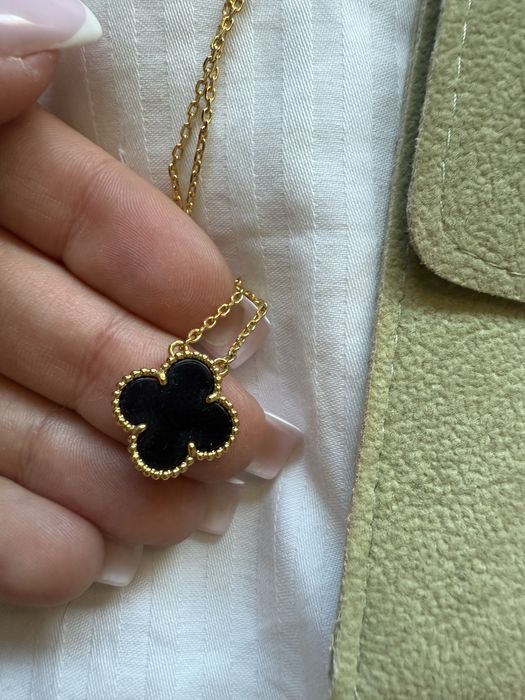 Vca van cleef & arpels naszyjnik złoty czarny