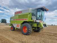 Claas Dominator Mega 203