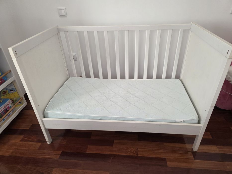 Berço de bebé Ikea udado
