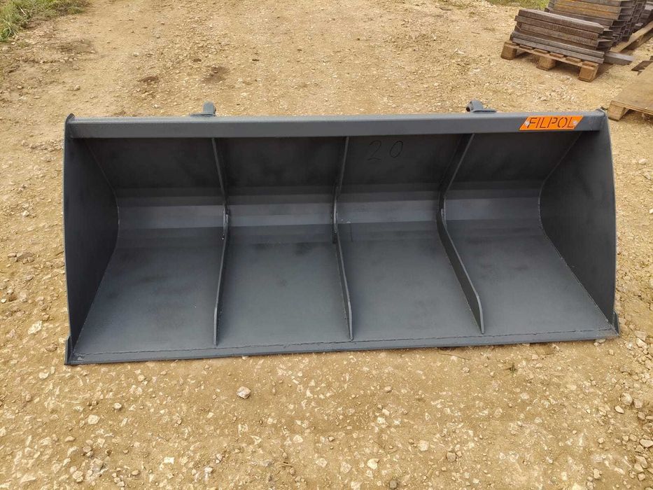 Łyżka 2,4m 240 cm do tura ładowacza manitou euro ramka