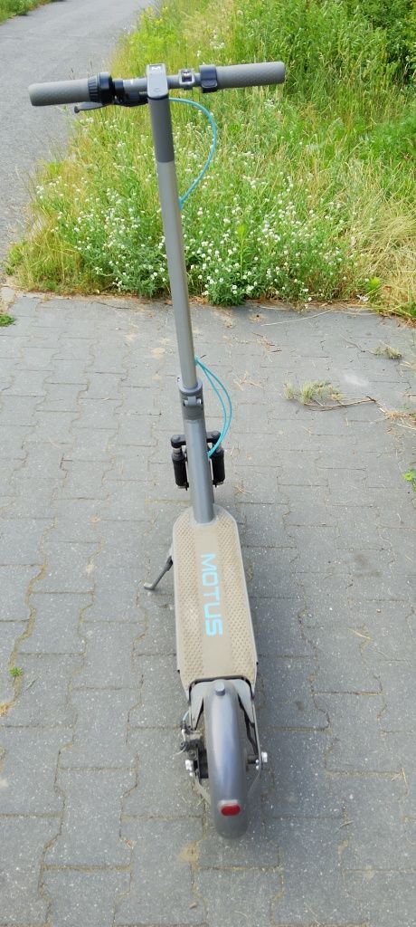 Motus scooty 10 plus 2022