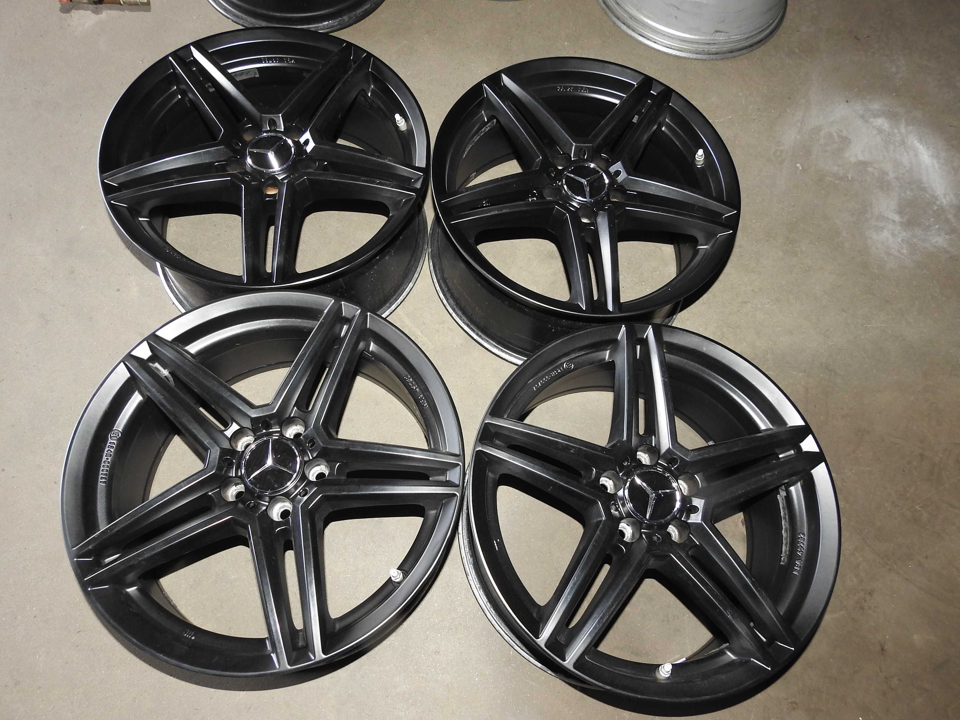 4x Alu 18'' 5x112 Mercedes ET48 8,5J Uniwheels TPMS