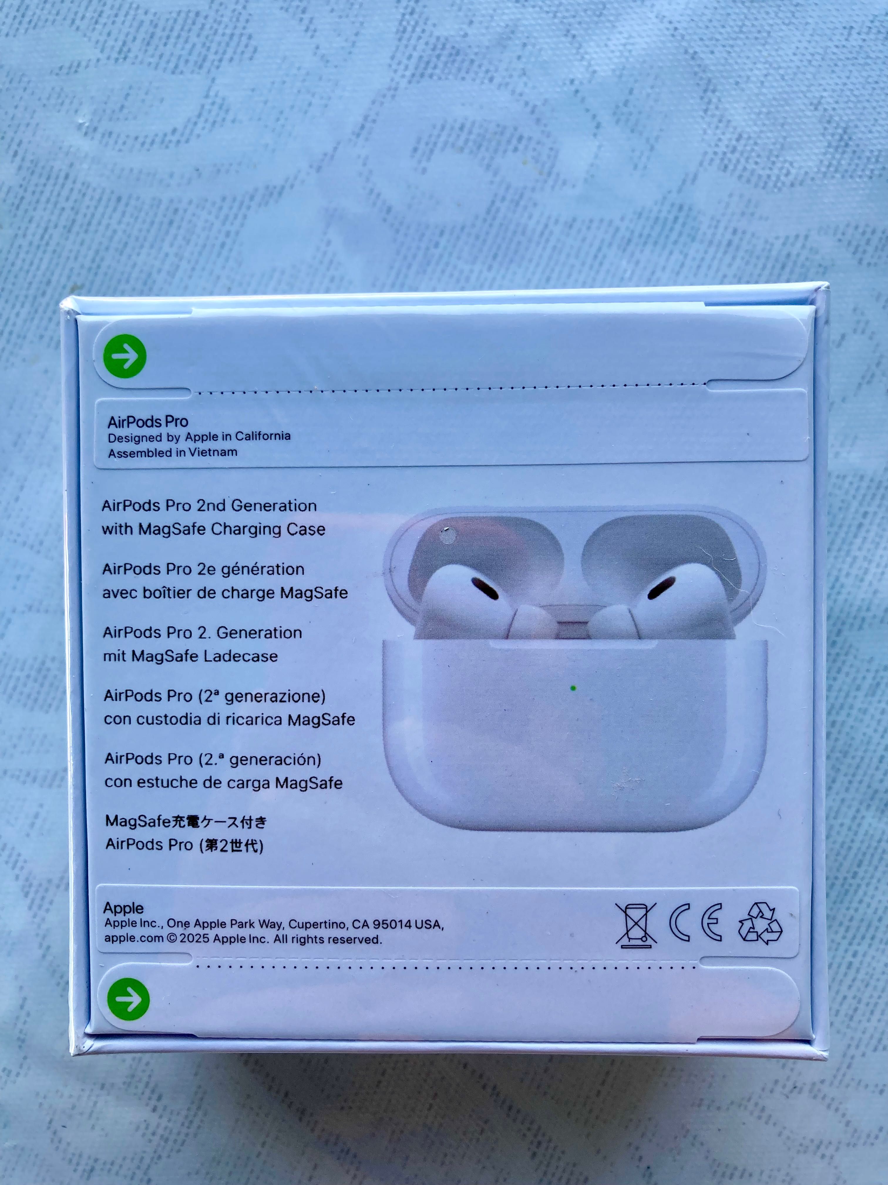 Оригінальні apple airpods pro 2 magsafe with charging case usb-c