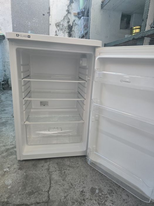 Frigobar indesit
