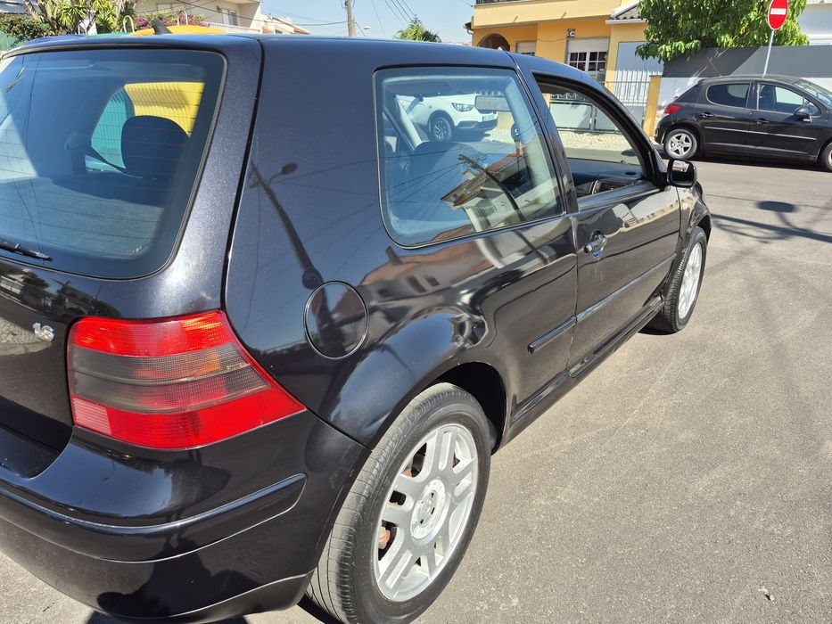 Golf 2003  4 1.6 3.200