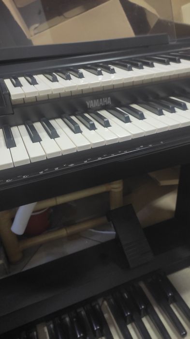 Organy elektroniczne Yamaha HE 6
