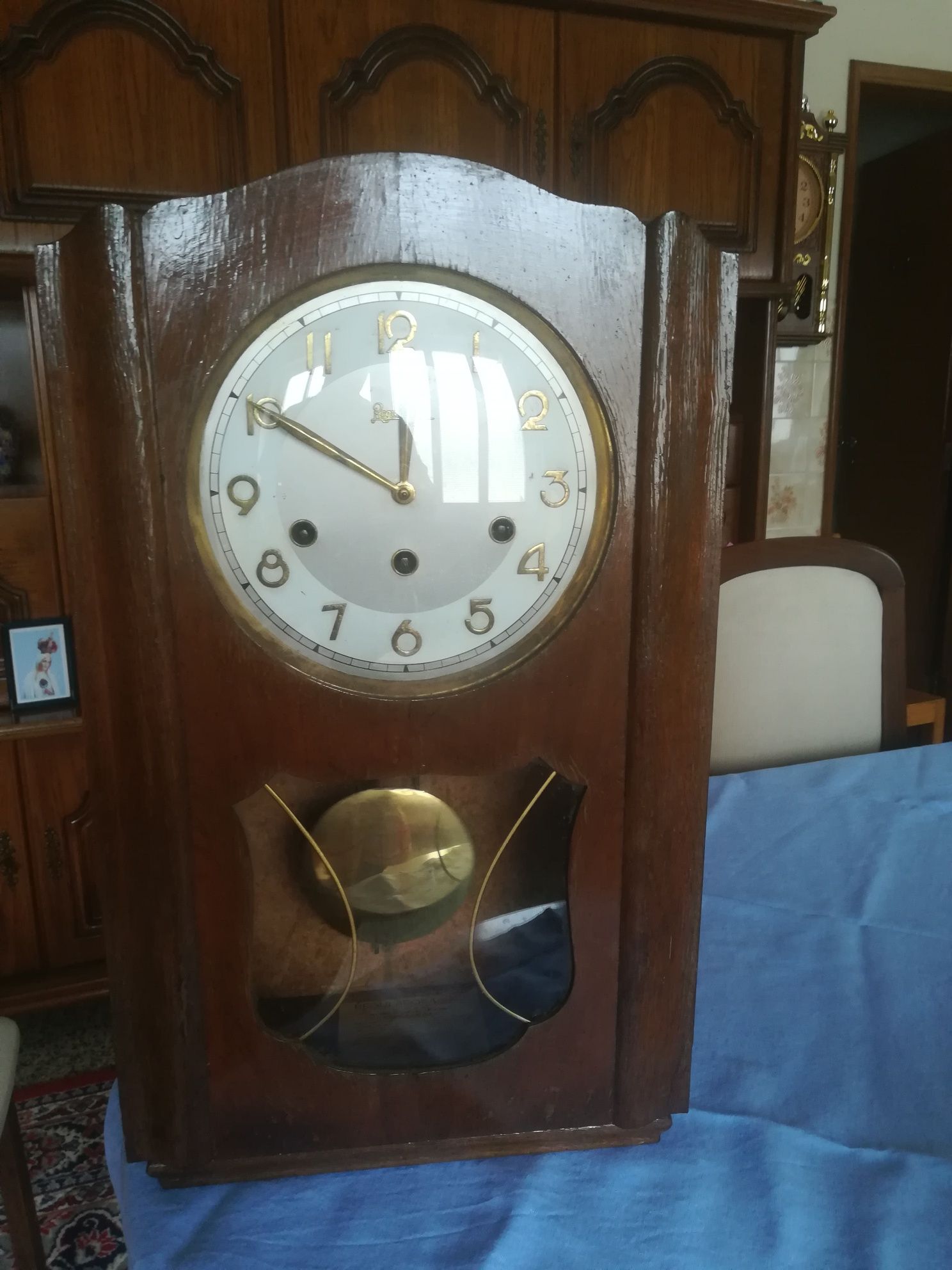Relógio antigo de sala