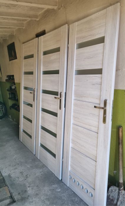 Drzwi wewnętrzne 70 i 80 - 3 sztuki